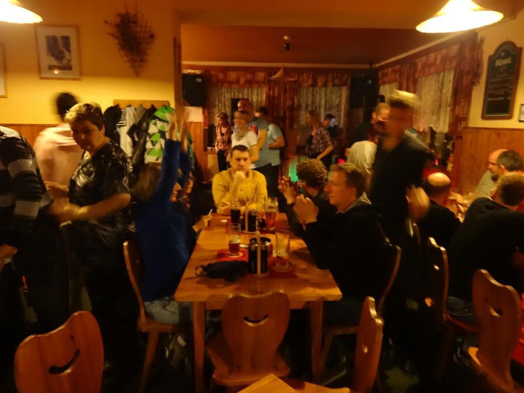Penzion Na Rozcesti Janov nad Nisou Buitenkant foto
